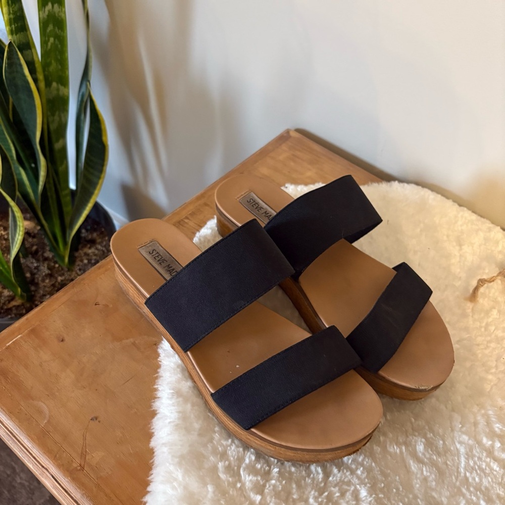 Steve Madden Aaliyah Platform Sandals